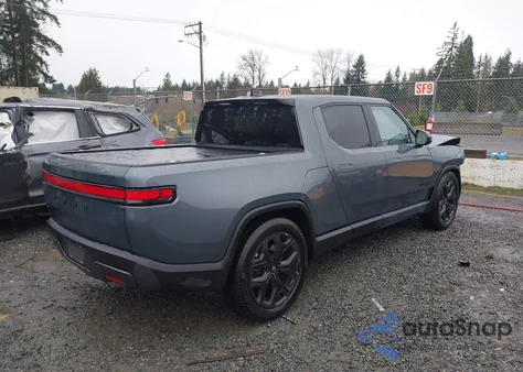 2025 Rivian R1T Adventure Dual Motor Large Pack/Adventure Dual Motor Max Pack from USA, damaged, VIN 7FCTGBAA3SN039967